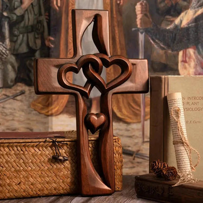 Drveni križ isprepletenih srca♥ - Obiteljski blagoslov 🕊️