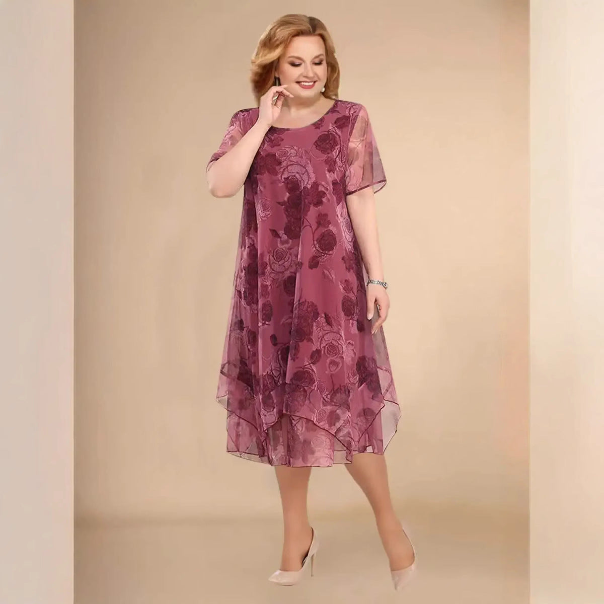 Elegantna asimetrična haljina kratkih rukava od cvjetnog šifona