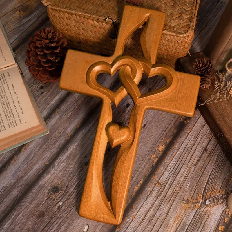 Drveni križ isprepletenih srca♥ - Obiteljski blagoslov 🕊️