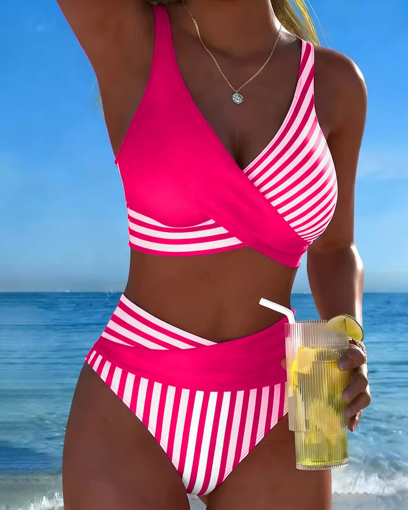Bikini s križnim prugama