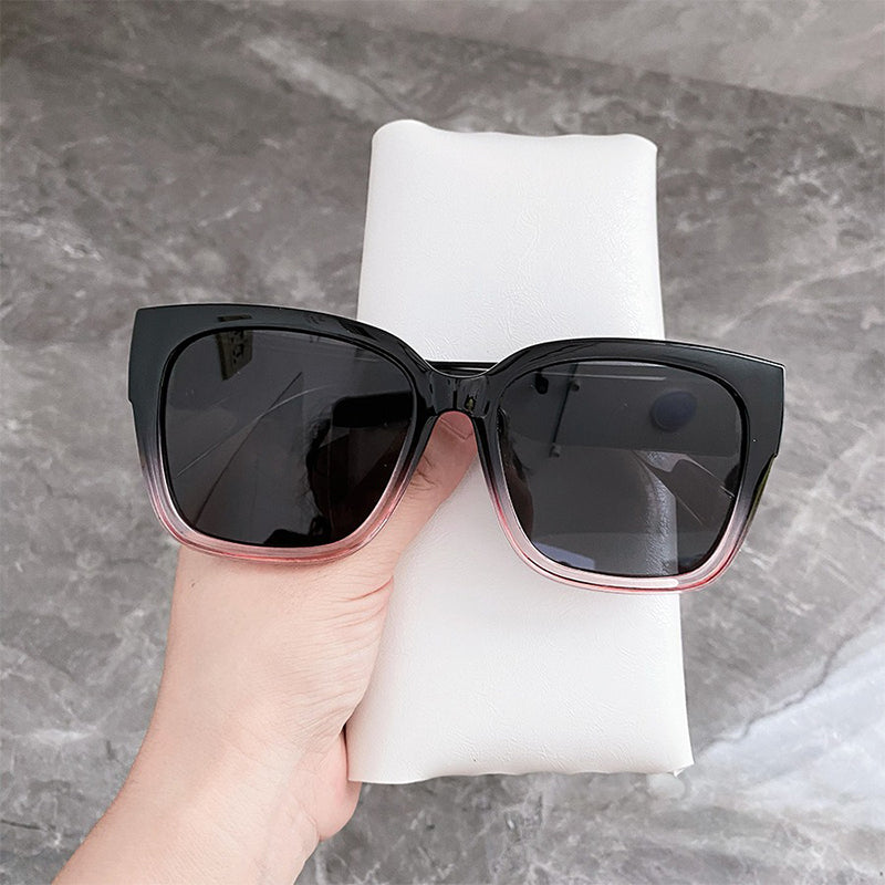 🕶️Elegantne polarizirane sunčane naočale s kopčom – Zaštita i udobnost